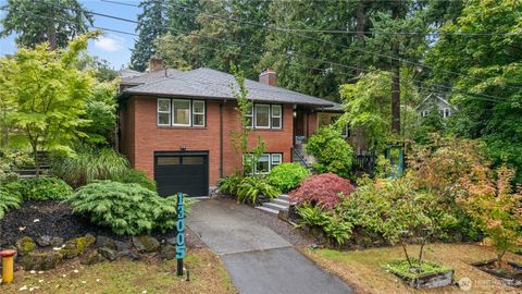 Photo of 13005 8th Ave NE Ave, Seattle, WA 98125 (MLS # 2439417)