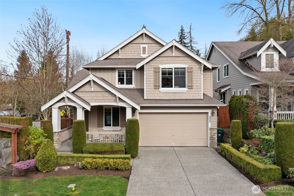 Photo of 10628 106th Place NE, Kirkland, WA 98033 (MLS # 2343728)