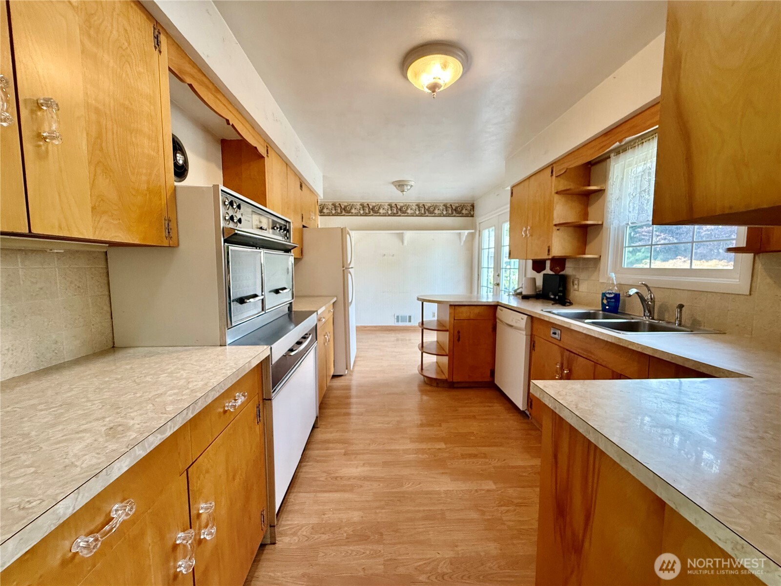 12 Scenic View Place