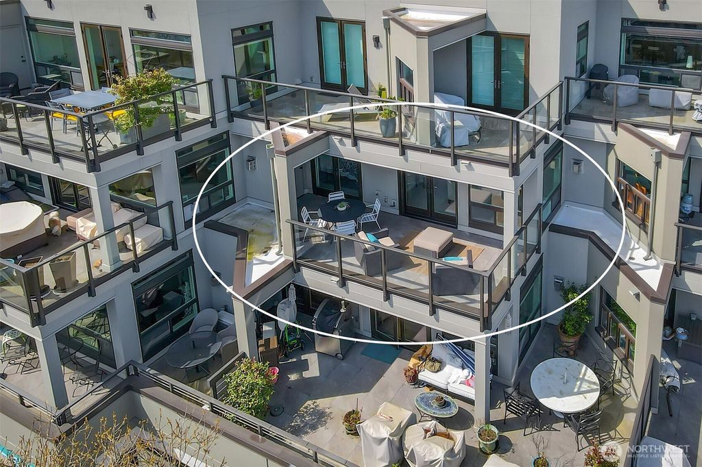 Photo of 121 Lakeside Avenue #302, Seattle, WA 98122 (MLS # 2359474)