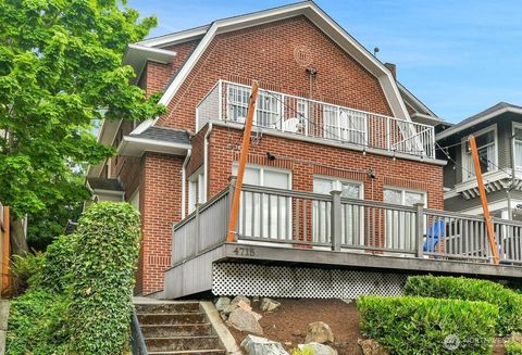 Photo of 4715 19th Avenue NE, Seattle, WA 98105 (MLS # 2396245)