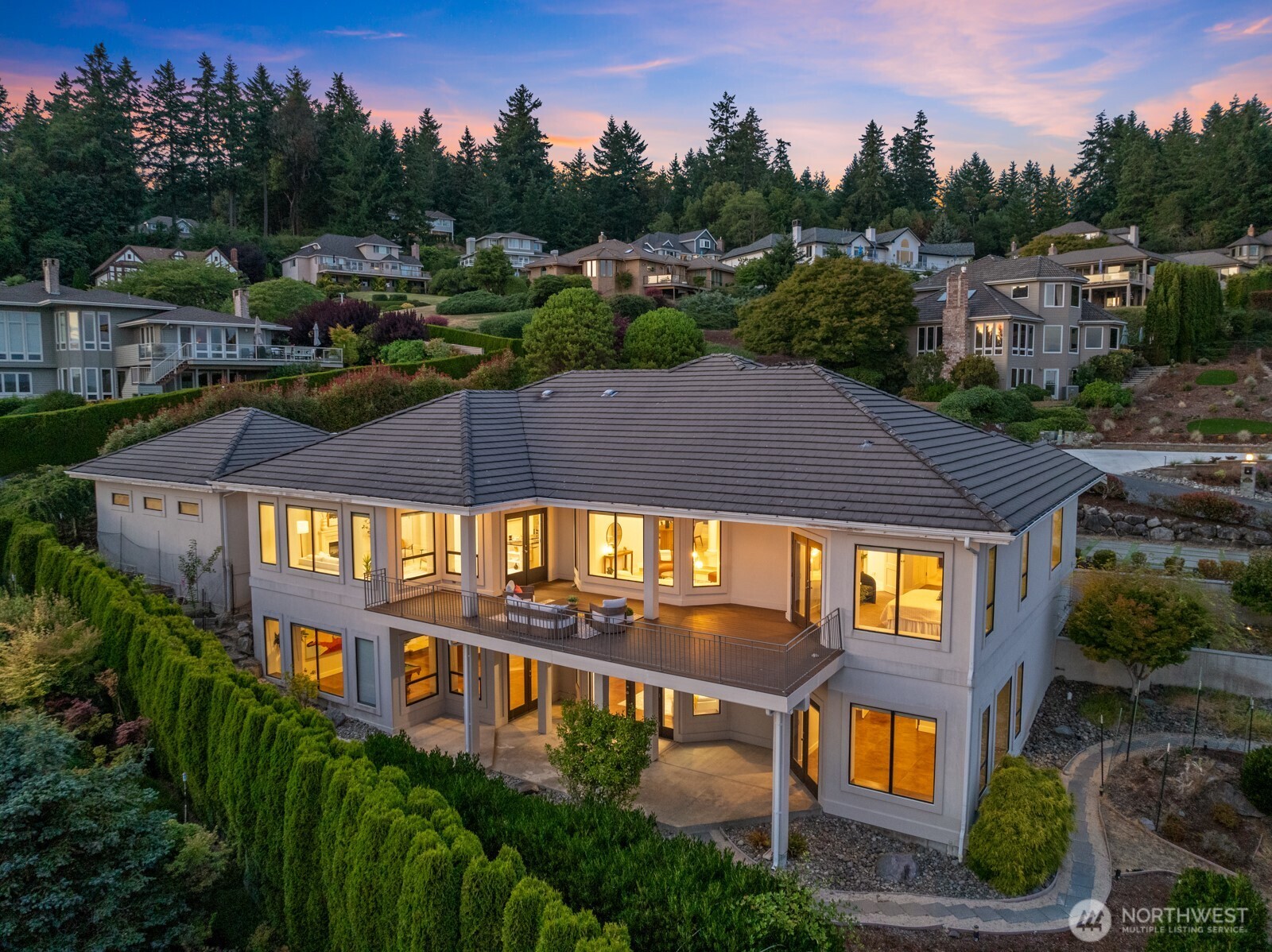 20 35th Avenue