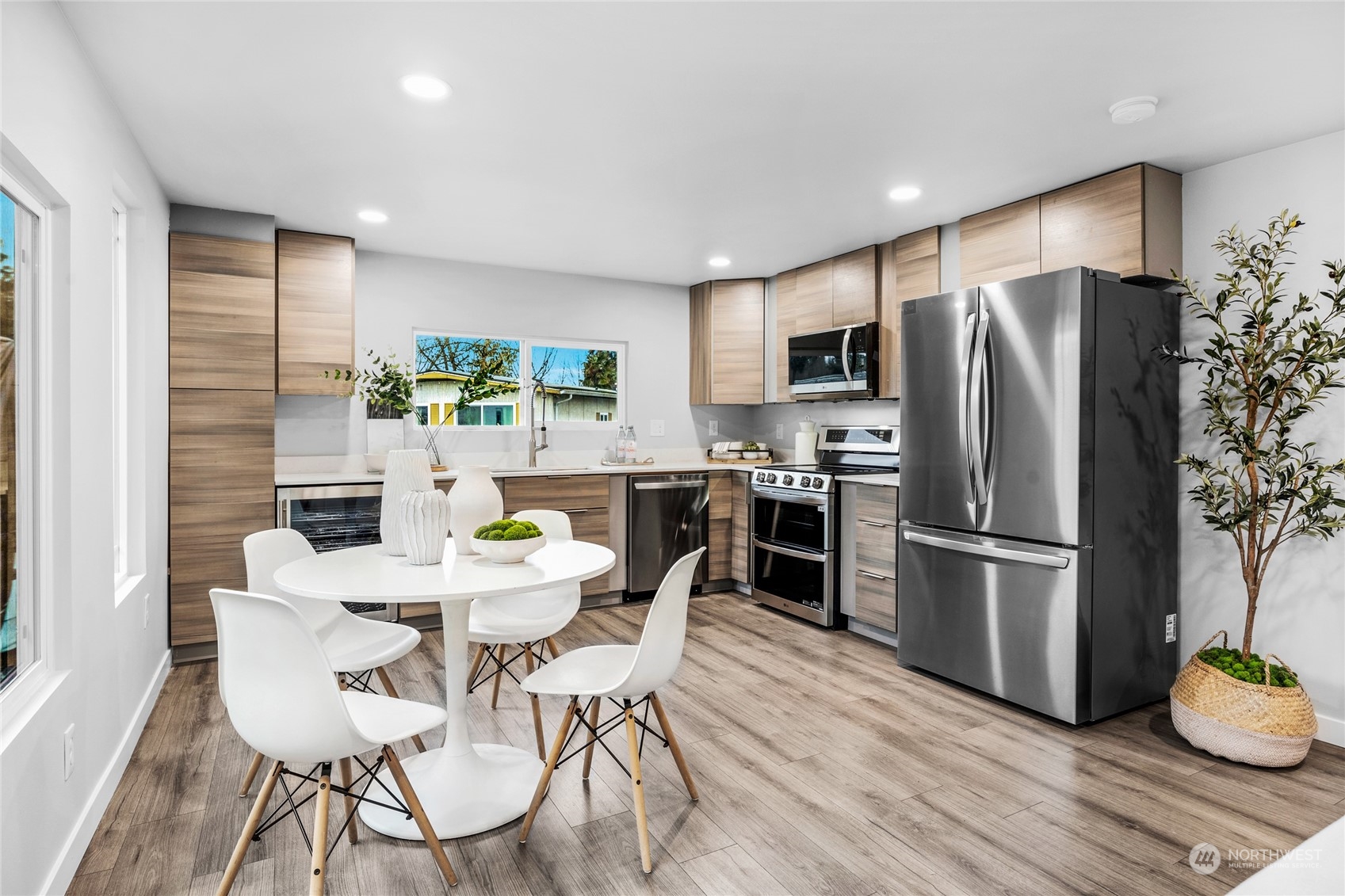 7301 NE 175th St Street 209