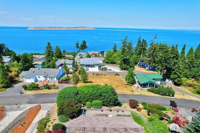 332 Lupine Drive