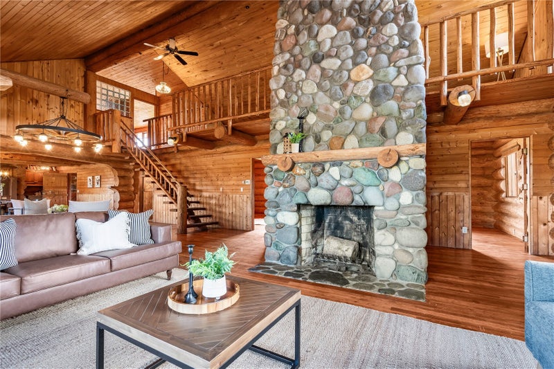 1231 Willeys Lake Road