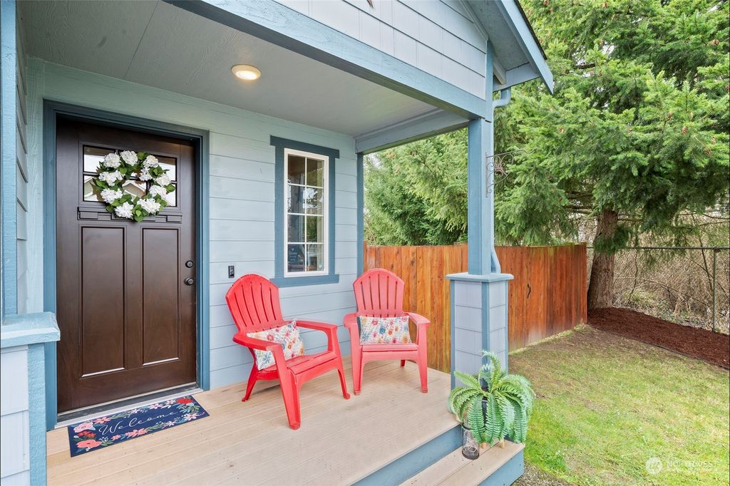 Photo of 5826 106th Place NE, Marysville, WA 98270 (MLS # 2210231)