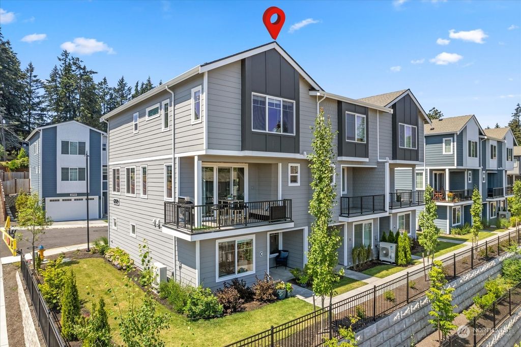 Photo of 22929 80th Park W #C, Edmonds, WA 98026 (MLS # 2264564)