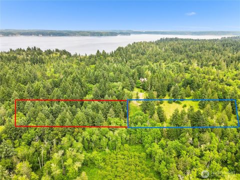 Photo of 7418 Grayhawk Lane NE, Olympia, WA 98516 (MLS # 2400467)