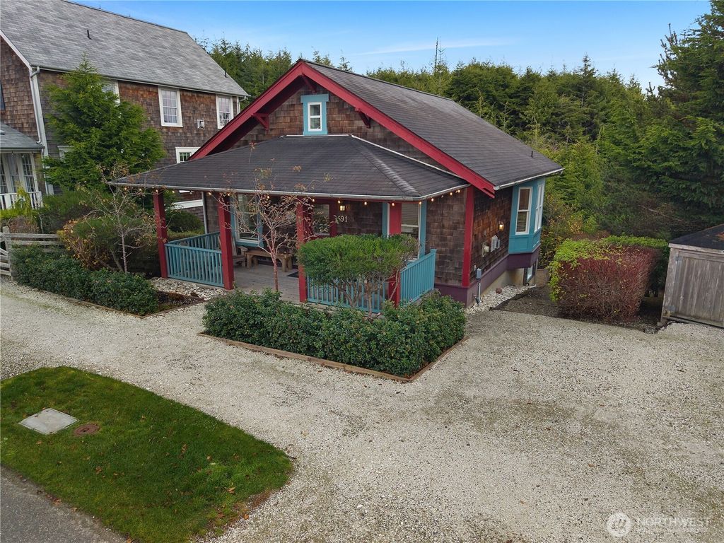 Photo of 91 Compass Street, Pacific Beach, WA 98571 (MLS # 2457759)