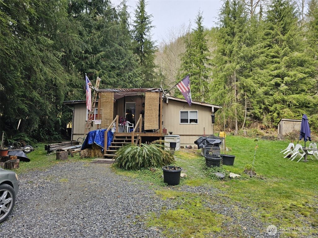 Photo of 23205 Alder Drive, Granite Falls, WA 98252 (MLS # 2353046)