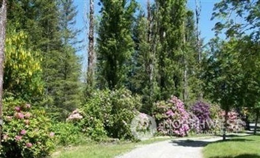 Photo of 40910 Gunn Road, Gold Bar, WA 98251 (MLS # 2072465)