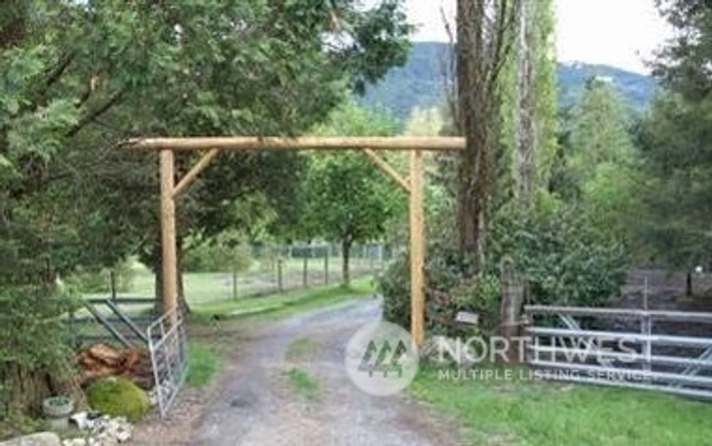 Photo of 40910 Gunn Road, Gold Bar, WA 98251 (MLS # 2072465)