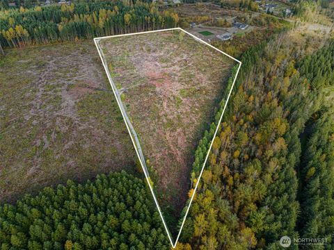 Photo of 1 xxx 16th Avenue E, Roy, WA 98580 (MLS # 2500736)