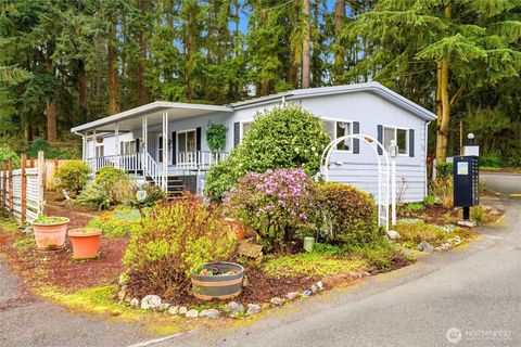 12727 112th Avenue E 13 Puyallup WA 98374