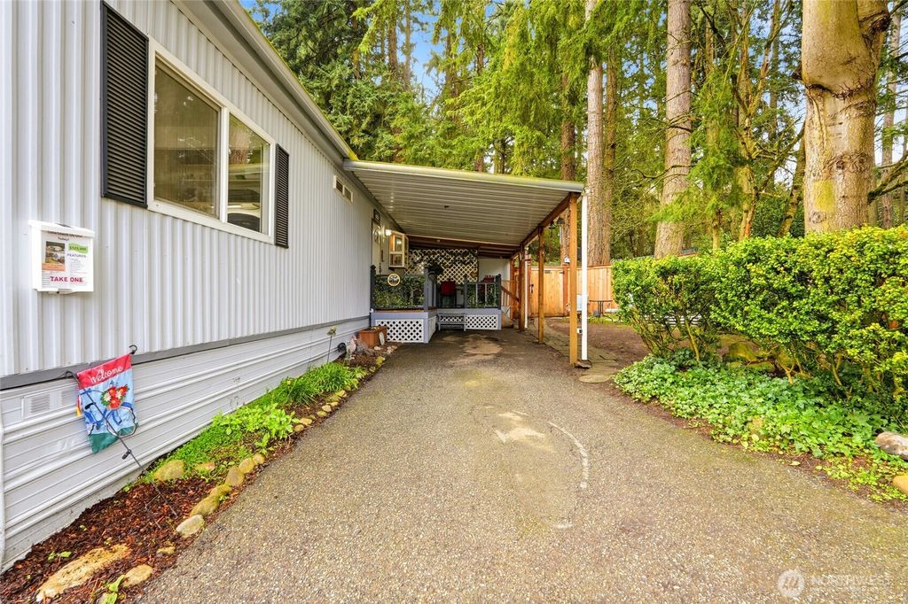 Photo of 12727 112th Avenue E #13, Puyallup, WA 98374 (MLS # 2496486)