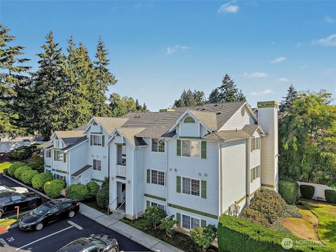 Photo of 901 Sunset Boulevard NE #B307, Renton, WA 98056 (MLS # 2583898)