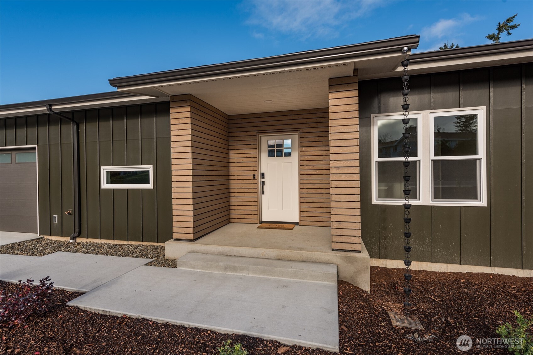 1317 E Fifth Street A&B