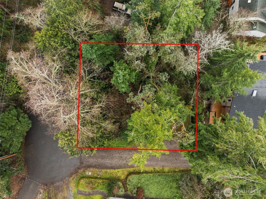Photo of 0 209th Avenue NE, Sammamish, WA 98074 (MLS # 2342059)