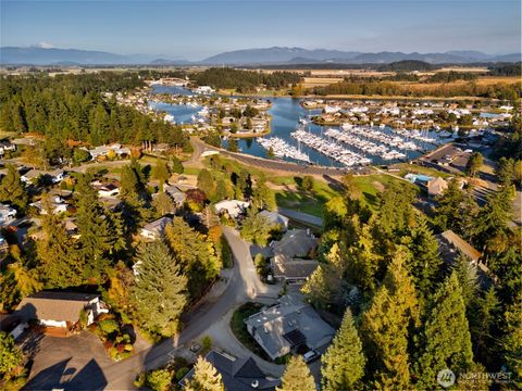 476 Nez Perce Place La Conner WA 98257