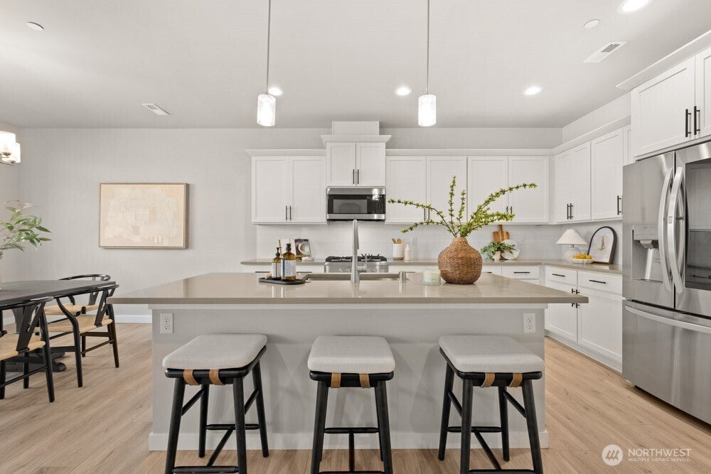 10541 11th Street E