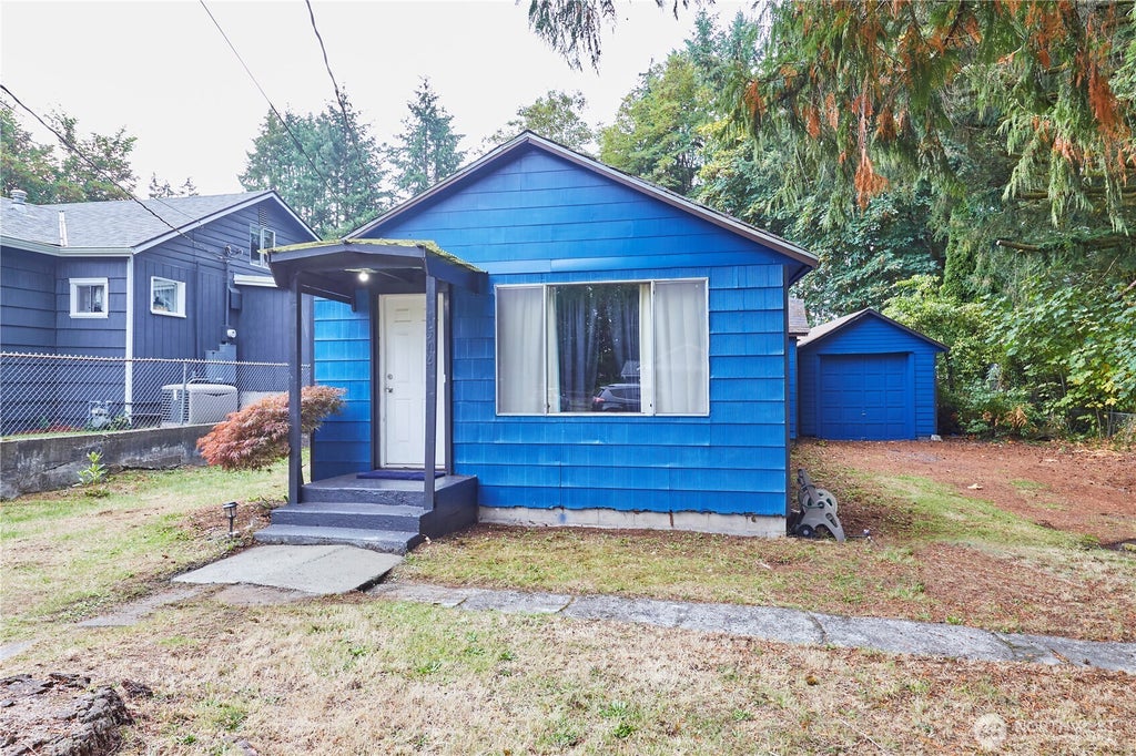 Photo of 1504 SE Rose Road, Port Orchard, WA 98367 (MLS # 2591206)