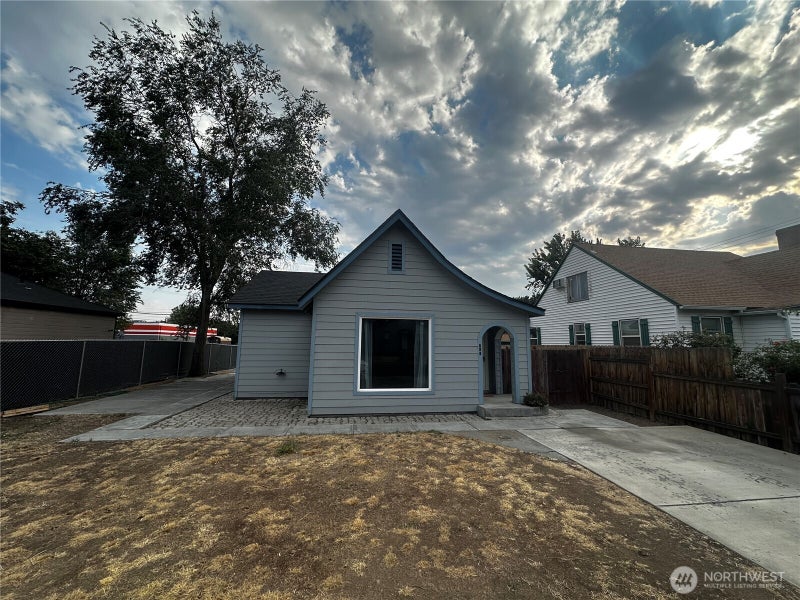 260 SW 6th Avenue SW