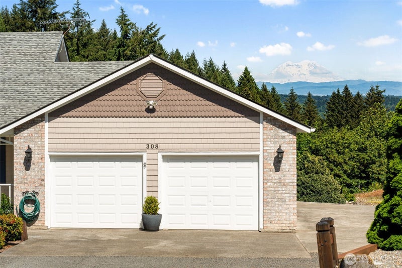 308 Brockway Road