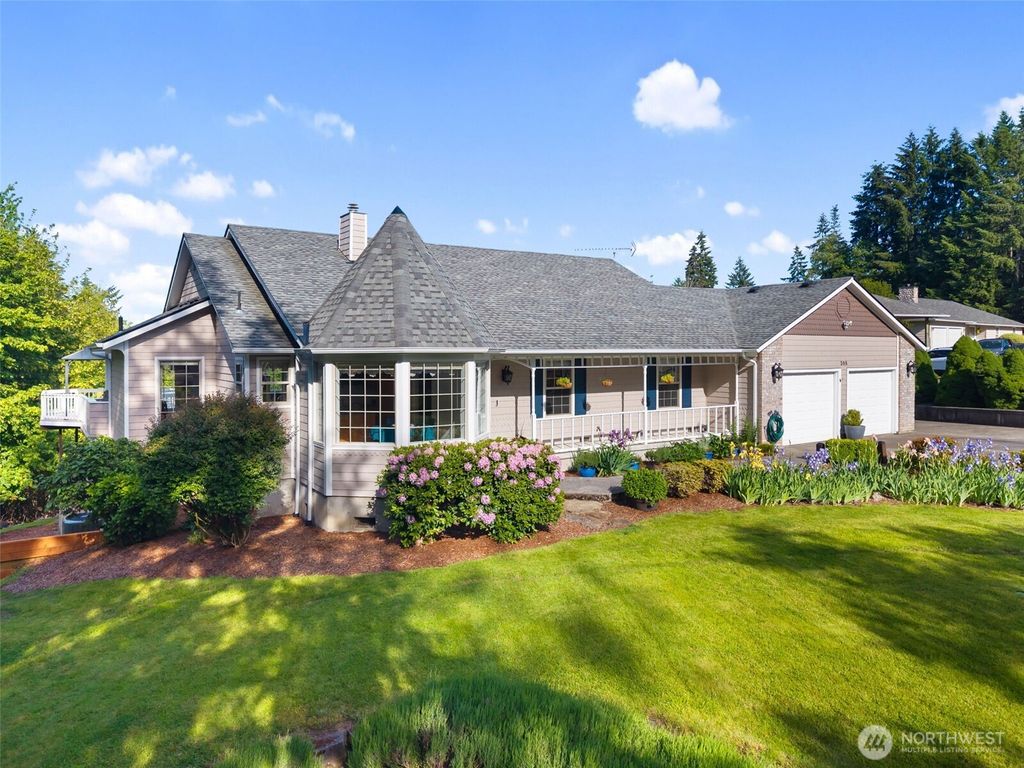 Photo of 308 Brockway Road, Chehalis, WA 98532 (MLS # 2528625)