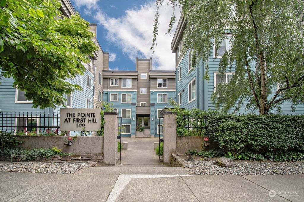 Photo of 300 10th Avenue #B104, Seattle, WA 98122 (MLS # 2190456)
