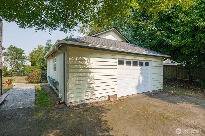 9007 156th Street SE