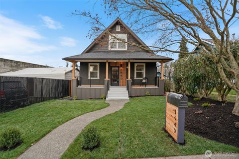 Photo of 1940 5th Street, Bremerton, WA 98337 (MLS # 2474784)