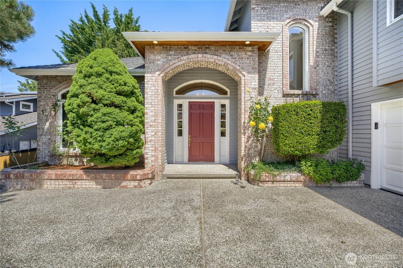 15810 SE 45th Place
