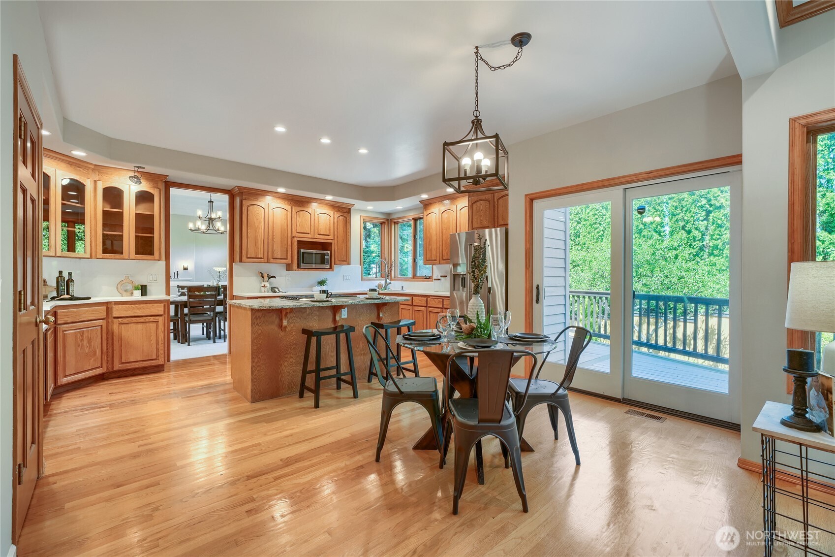 Bellevue, Washington, 98006, United States, 4 Bedrooms Bedrooms, ,3 BathroomsBathrooms,Residential,Active,2051947