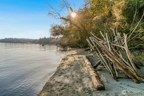 Photo of 3984 NE Twin Spits Road, Hansville, WA 98340 (MLS # 2553100)