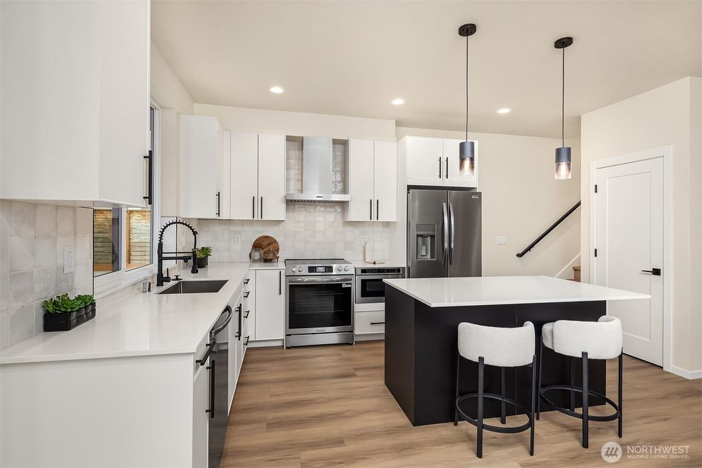 Photo of 1514 NW 63rd Street #A, Seattle, WA 98107 (MLS # 2463824)