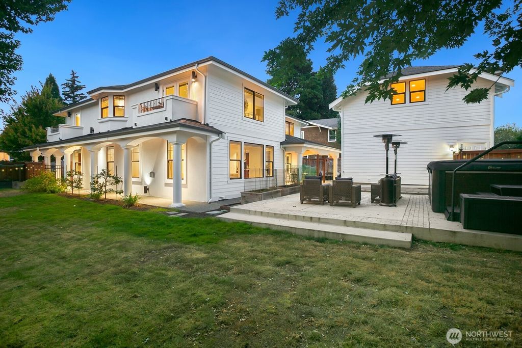 Photo of 603 9th Avenue, Kirkland, WA 98033 (MLS # 2428843)
