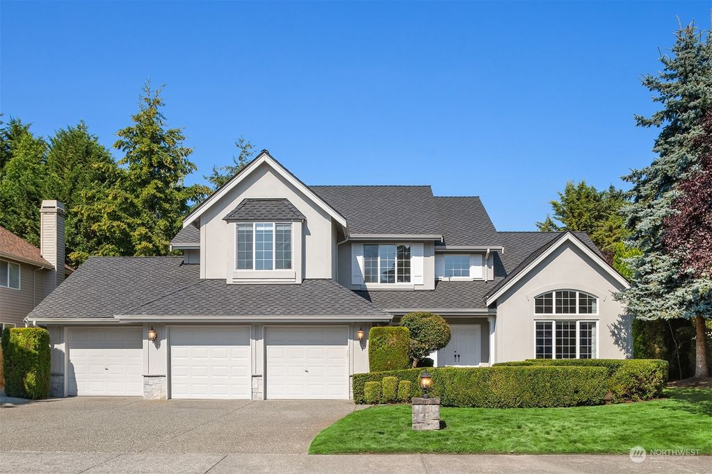 Photo of 1542 267th Place SE, Sammamish, WA 98075 (MLS # 2270458)