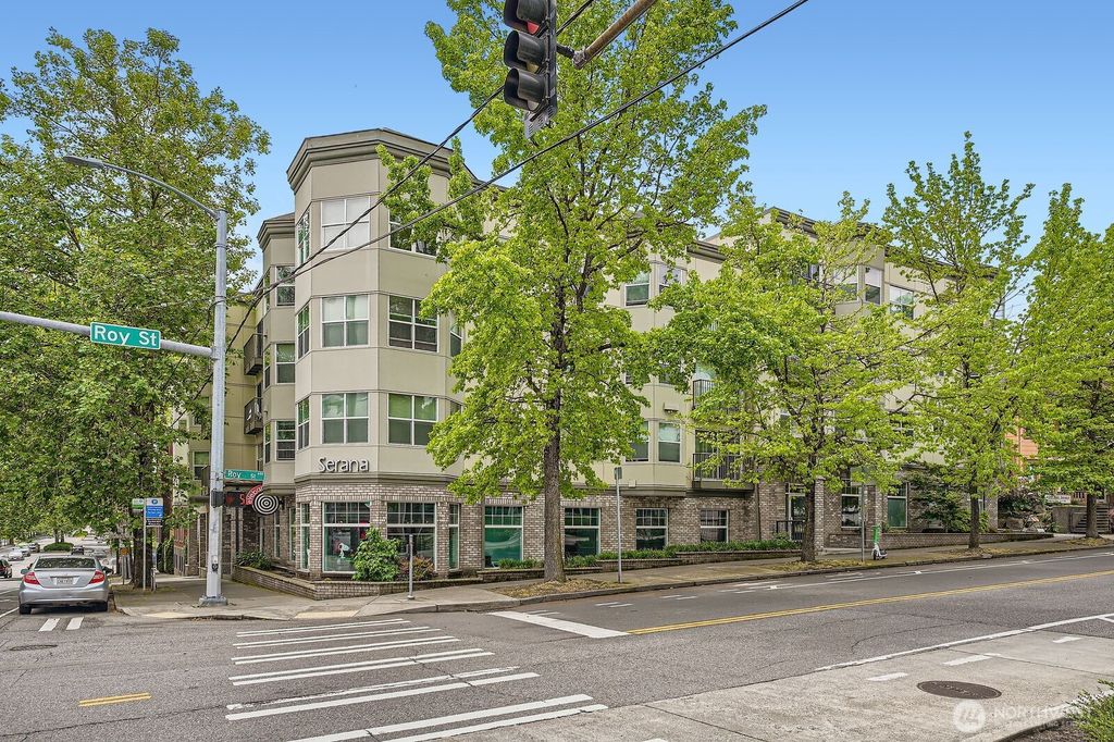 Photo of 621 5th Avenue N #306, Seattle, WA 98109 (MLS # 2389504)
