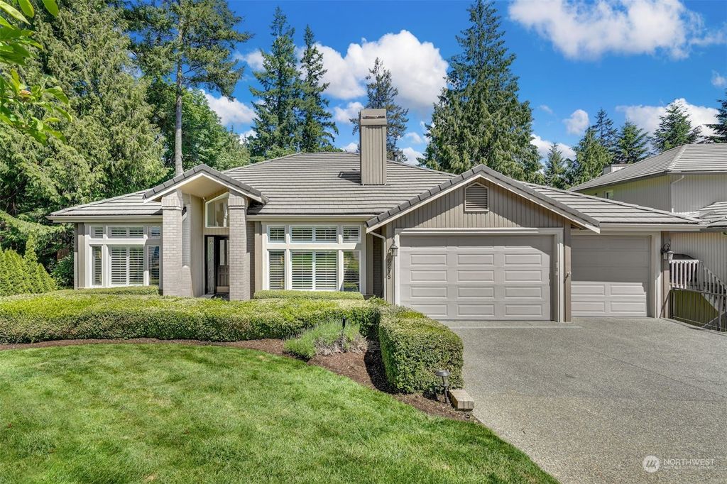 Photo of 6218 155th Place SE, Bellevue, WA 98006 (MLS # 2071146)