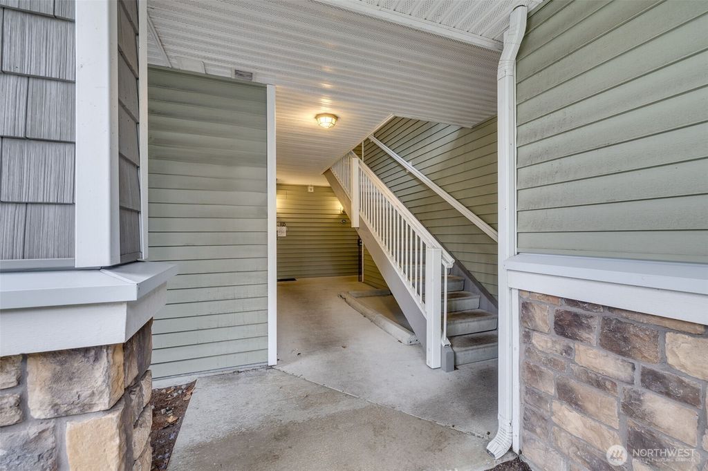 Photo of 12712 Admiralty Way #E106, Everett, WA 98204 (MLS # 2490856)