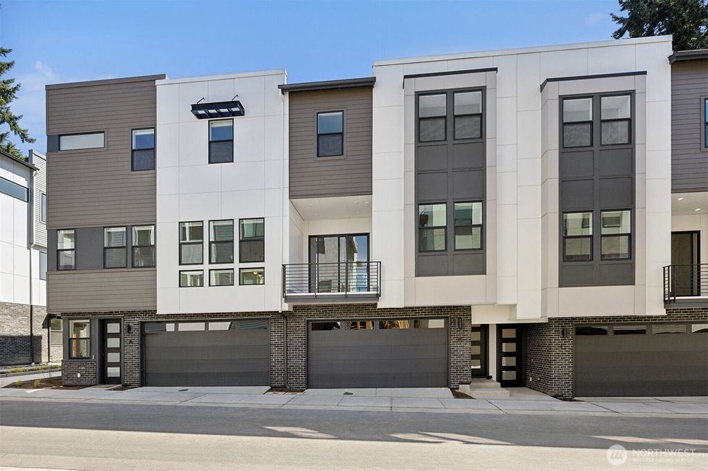 Photo of 18814 99th Court NE #B, Bothell, WA 98011 (MLS # 2413421)