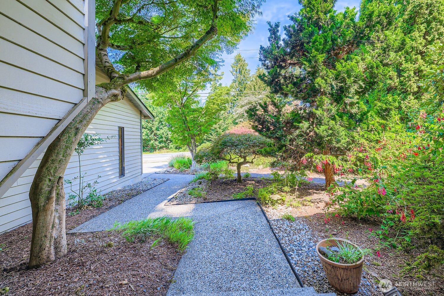 6529 NE Arrowhead Drive