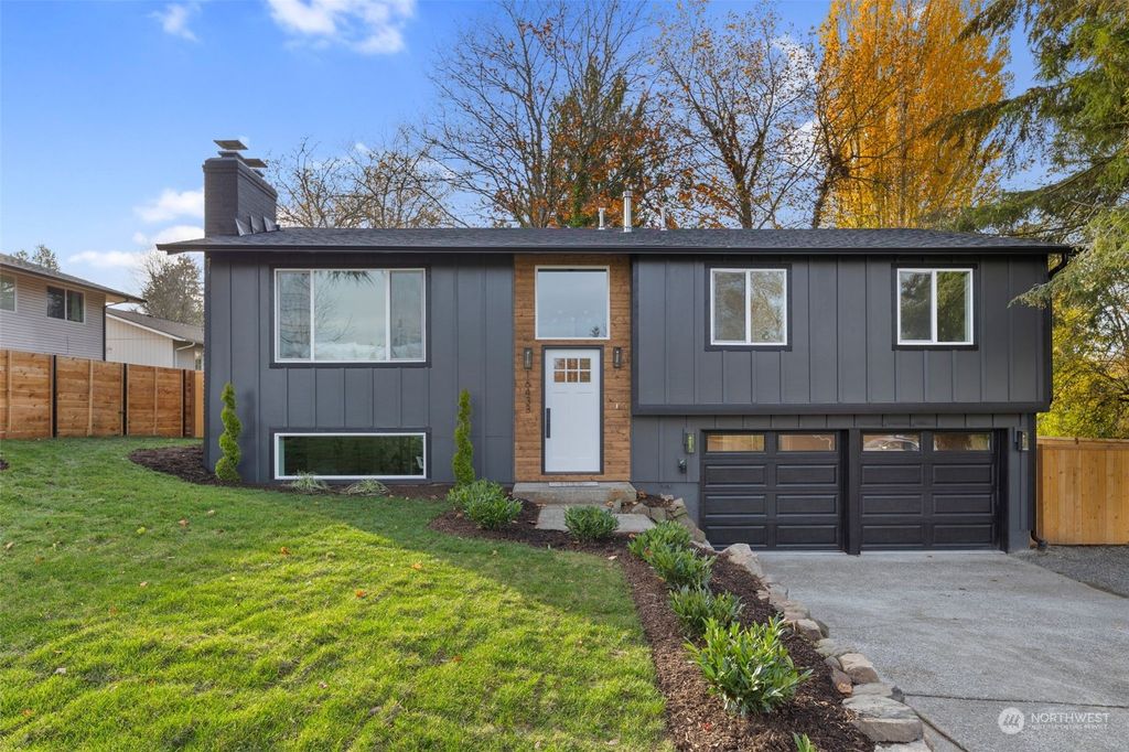 Photo of 16433 128th Avenue SE, Renton, WA 98058 (MLS # 2310631)