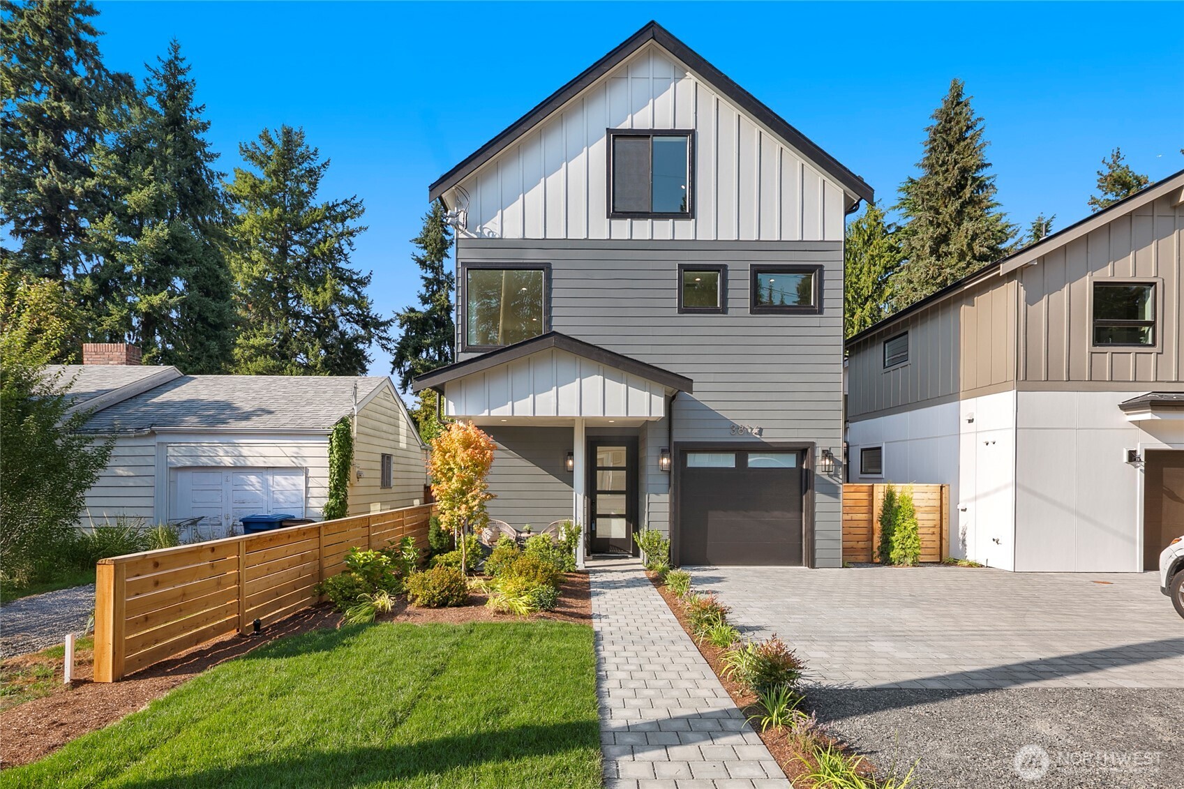 3814 NE 89th Street