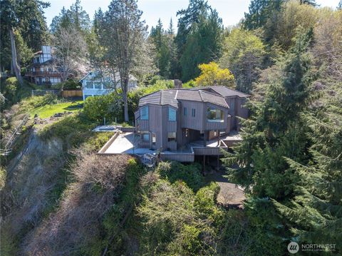 Photo of 17040 Agate Street NE, Bainbridge Island, WA 98110 (MLS # 2506044)