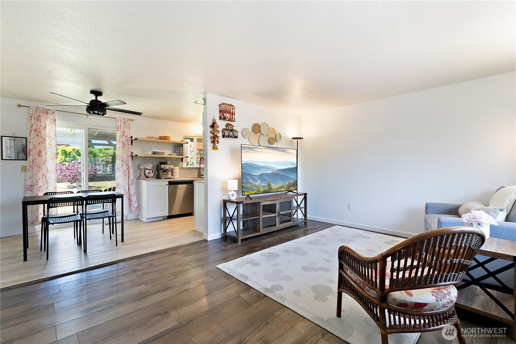 5601 Mount Tahoma Court SE