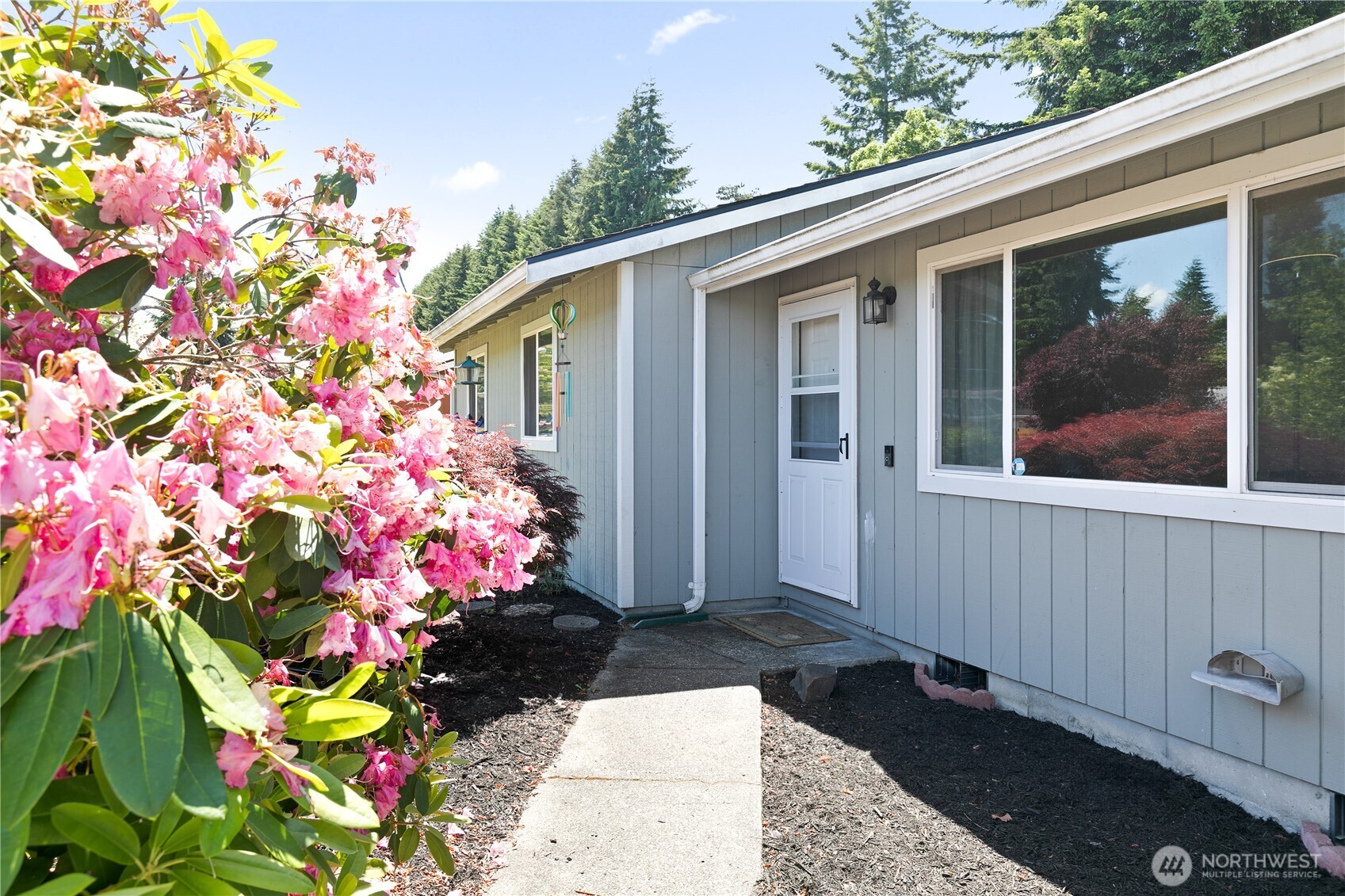5601 Mount Tahoma Court SE