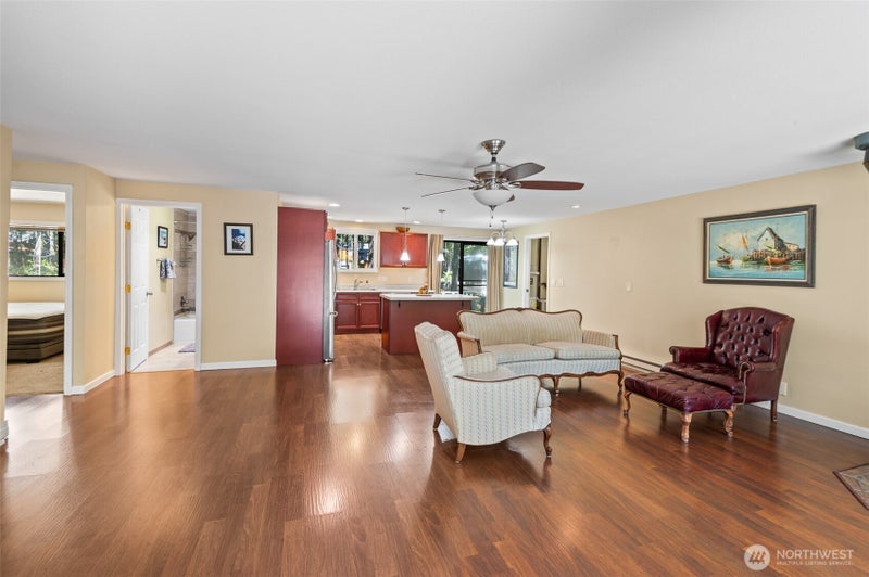 81 N Buckhorn Court