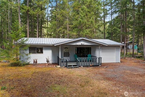 Photo of 81 N Buckhorn Court, Hoodsport, WA 98548 (MLS # 2539668)