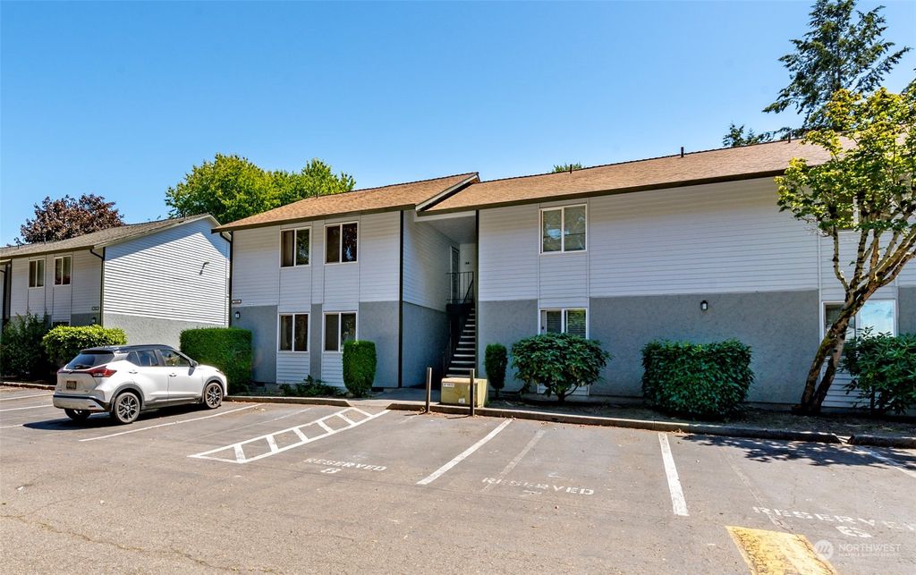 Photo of 1840 Central Place S #A7, Kent, WA 98030 (MLS # 2259691)